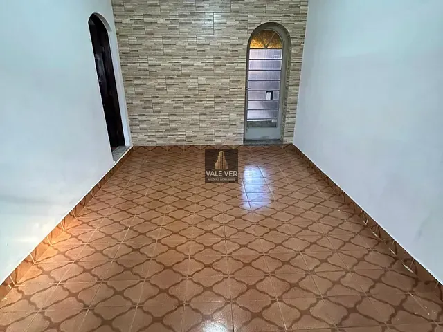 Casa 3 quartos e 1 banheiro, para alugar, no bairro Jardim Uirá em São José dos Campos