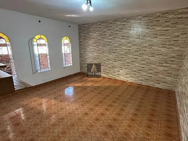 Casa 3 quartos e 1 banheiro, para alugar, no bairro Jardim Uirá em São José dos Campos