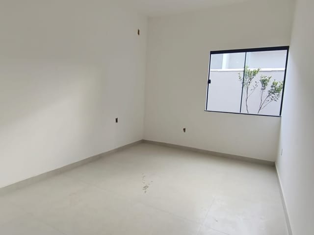 Casa 3 quartos e 2 banheiros, à venda, no bairro Enseada das Gaivotas em Rio das Ostras