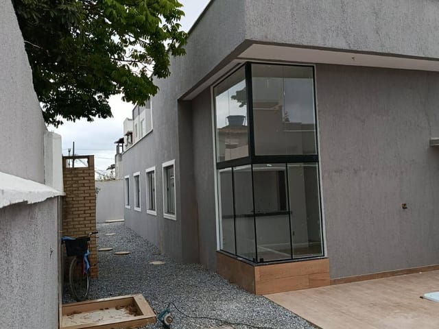 Casa 3 quartos e 2 banheiros, à venda, no bairro Enseada das Gaivotas em Rio das Ostras