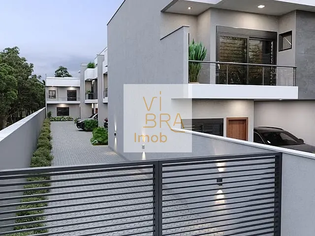 Casa 3 quartos e 1 banheiro, à venda, no bairro Santa Felicidade em Curitiba