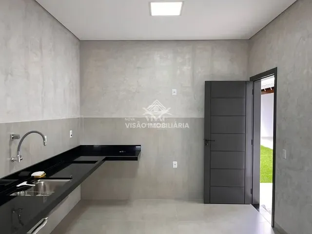 Casa com 675m² 4 quartos e 1 banheiro, à venda, no bairro Jardim Maringá em Sinop
