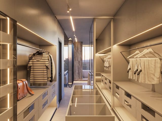 Casa com 460m² 5 quartos e 8 banheiros, à venda, no bairro Barra em Balneário Camboriú