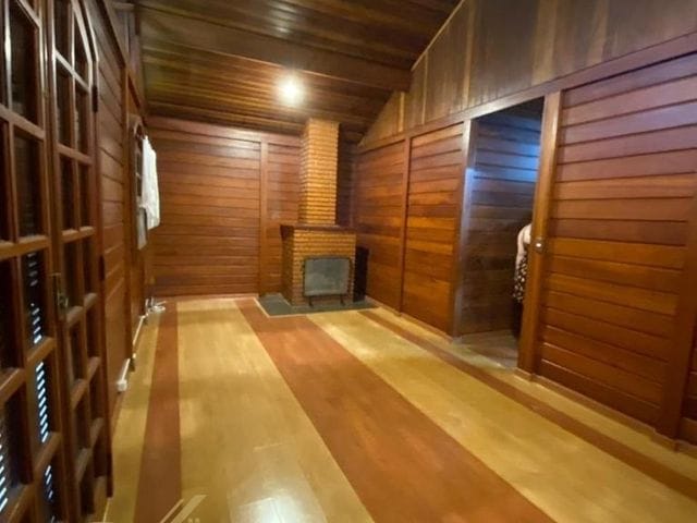 Casa com 500m² 3 quartos e 5 banheiros, à venda, no bairro Samambaia em Mairiporã