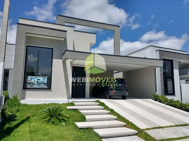 Casa com 170m² 3 quartos e 5 banheiros, à venda, no bairro Sabaúna em Mogi das Cruzes