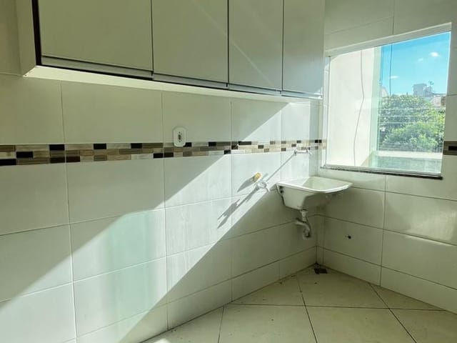 Apartamento 2 quartos e 1 banheiro, para alugar, no bairro Cehab em Itaperuna