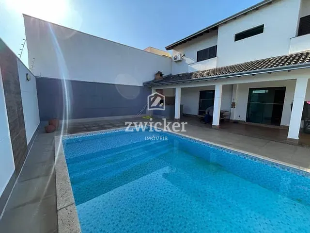 Casa com 363m² 3 quartos e 5 banheiros, à venda, no bairro Jardim Estoril III em Bauru