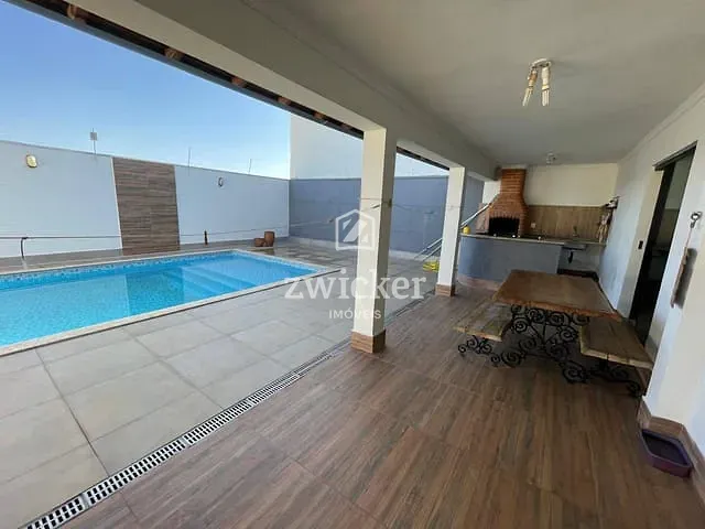Casa com 363m² 3 quartos e 5 banheiros, à venda, no bairro Jardim Estoril III em Bauru