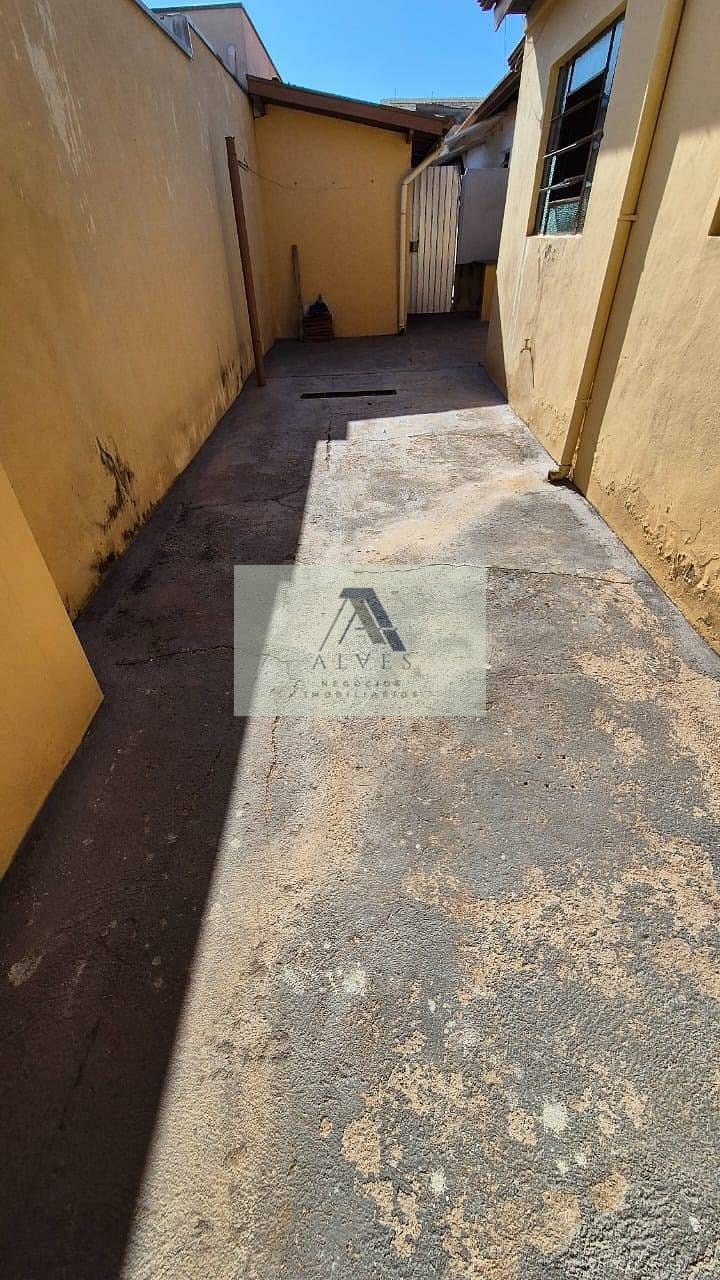 Casa à venda com 3 quartos, 109m² - Foto 34