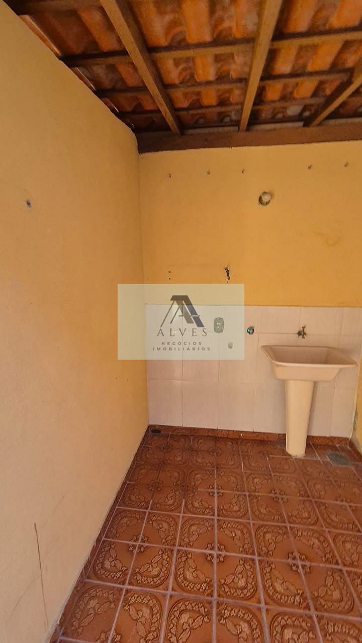 Casa à venda com 3 quartos, 109m² - Foto 35