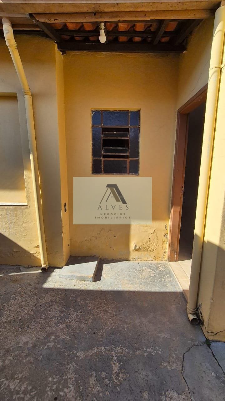 Casa à venda com 3 quartos, 109m² - Foto 36