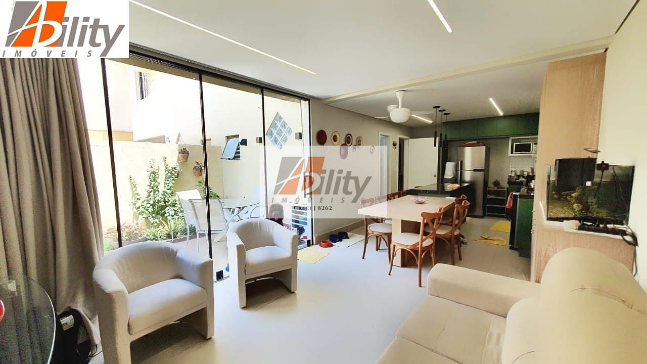 Casa, 4 quartos, 195 m² - Foto 1