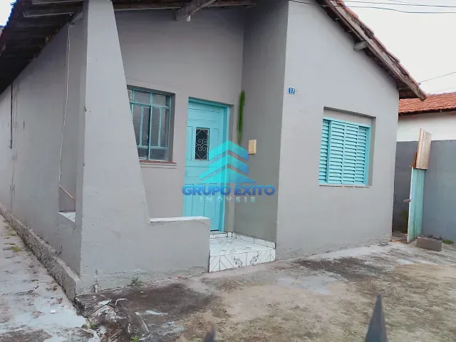 Casa 2 quartos e 1 banheiro, à venda, no bairro Jardim Helena em São Paulo