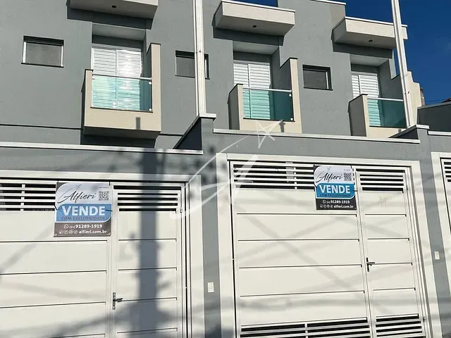 Casa com 250m² 3 quartos e 4 banheiros, à venda, no bairro Vila Olinda em São Paulo