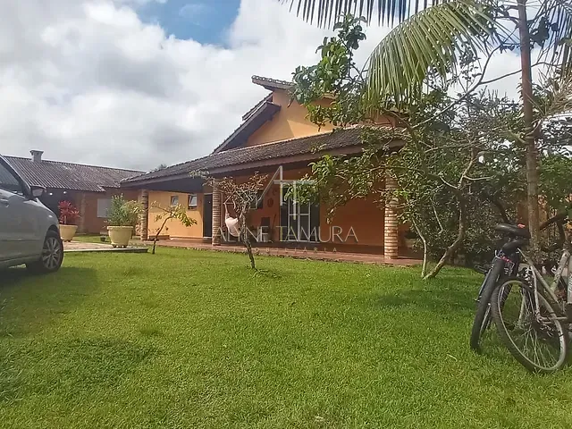 Casa com 720m² 5 quartos e 5 banheiros, à venda, no bairro Jardim São  Luis em Peruíbe
