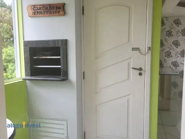 Casa com 210m² 3 quartos e 1 banheiro, à venda, no bairro Estreito em Florianópolis