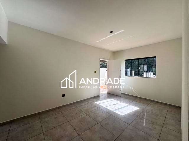 Casa com 200m² 2 quartos e 1 banheiro, à venda, no bairro Prq Da Raposa I em Apucarana