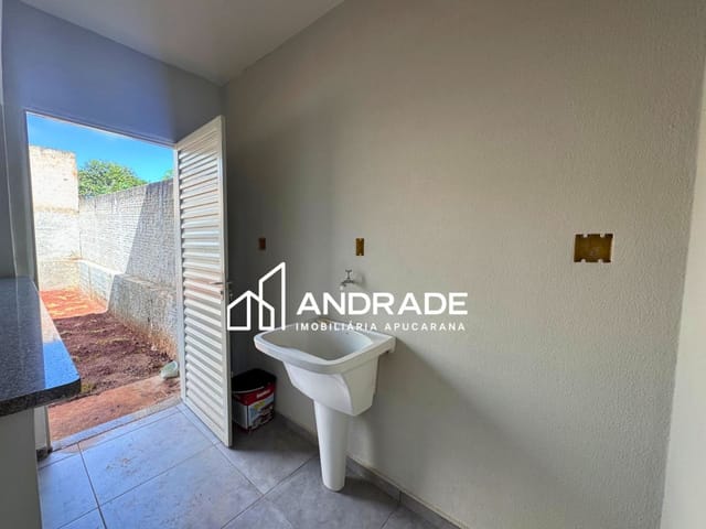 Casa com 200m² 2 quartos e 1 banheiro, à venda, no bairro Prq Da Raposa I em Apucarana