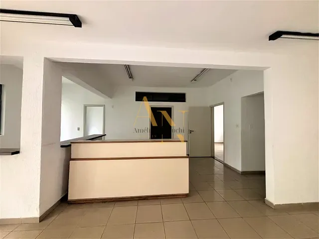 Casa com 280m², para alugar, no bairro Vila Clementino em São Paulo