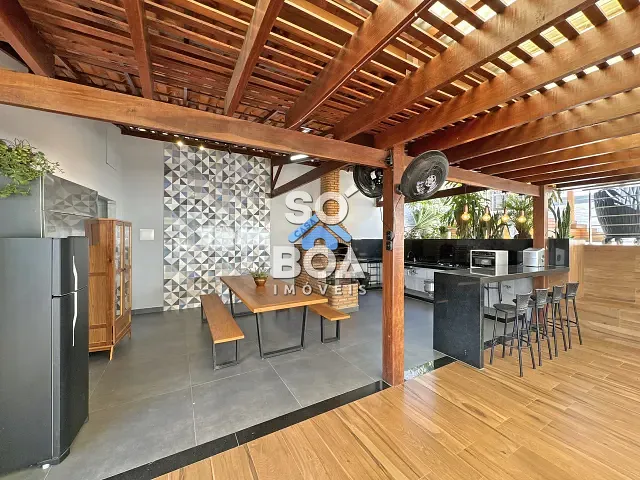 Casa 5 quartos e 6 banheiros, à venda, no bairro Caiçaras em Belo Horizonte