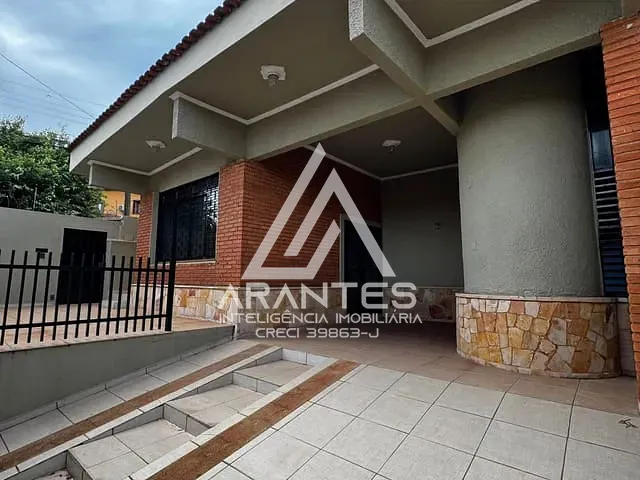 Casa 3 quartos e 1 banheiro, para alugar, no bairro Celina em Barretos
