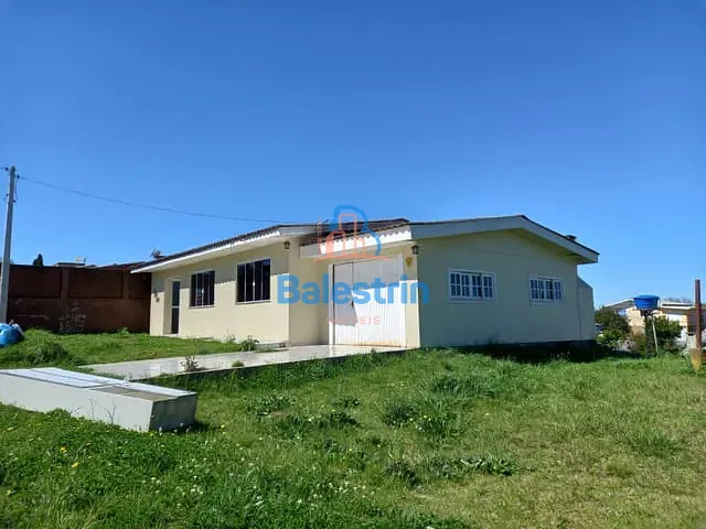 Casa 2 quartos e 2 banheiros, à venda, no bairro Das Nações em Fraiburgo