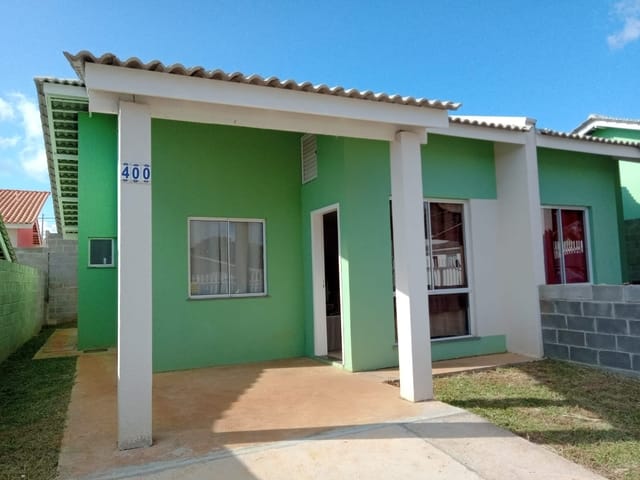 Casa com 120m² 2 quartos e 1 banheiro, à venda, no bairro Cará-cará em Ponta Grossa