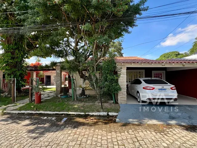 Casa 5 quartos e 5 banheiros, à venda ou para alugar, no bairro Praia do Siqueira em Cabo Frio