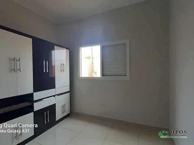 Casa 2 quartos e 2 banheiros, à venda, no bairro Parque das Mangueiras em Três Lagoas