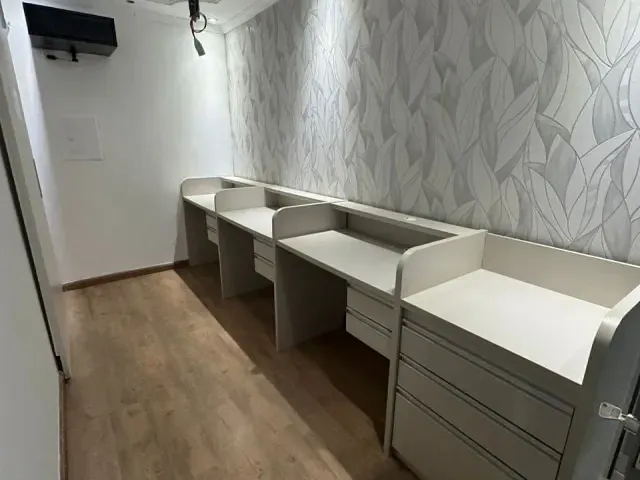 Casa com 660m², à venda ou para alugar, no bairro Parque Residencial Eloy Chaves em Jundiaí