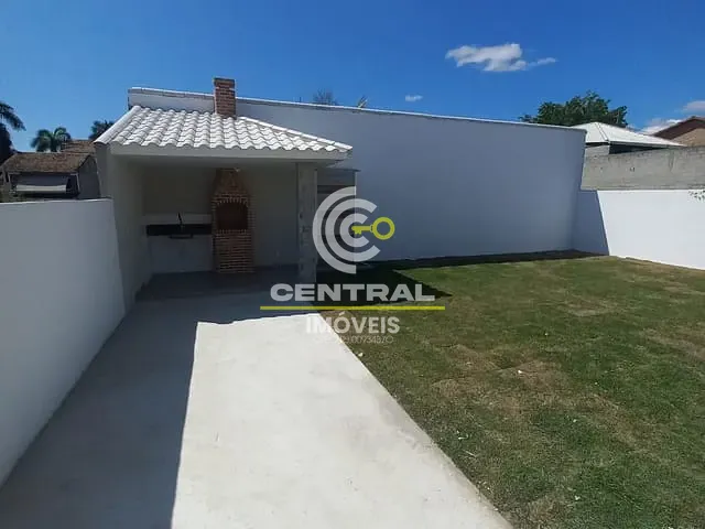 Casa com 250m² 3 quartos e 2 banheiros, à venda, no bairro Caluge em Itaboraí