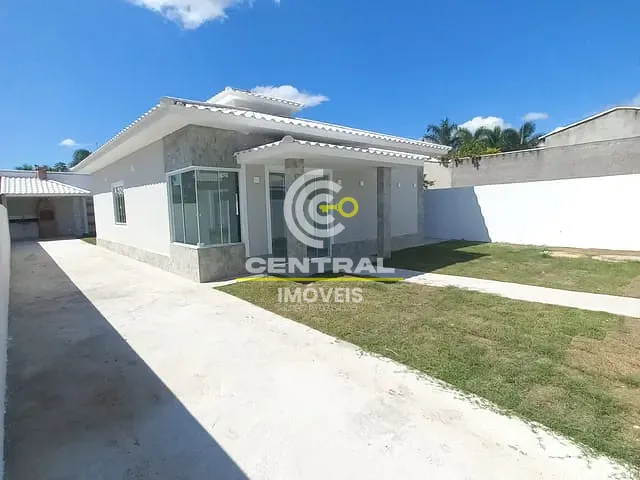 Casa com 250m² 3 quartos e 2 banheiros, à venda, no bairro Caluge em Itaboraí