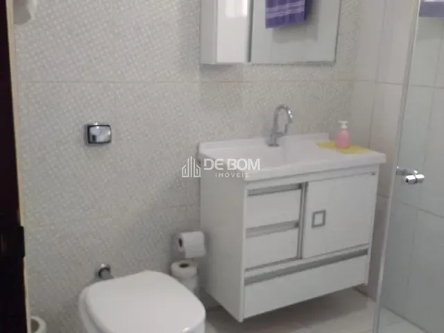 Casa com 250m² 3 quartos e 1 banheiro, à venda, no bairro Jardim Campos Elísios em Poços de Caldas
