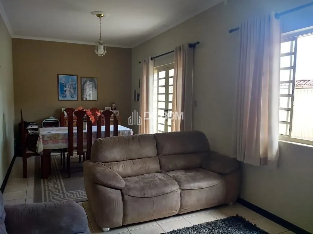 Casa, 3 quartos, 200 m² - Foto 11