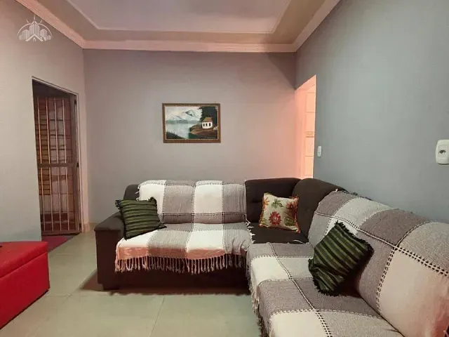 Casa 3 quartos e 2 banheiros, à venda, no bairro Parque Residencial Belinha Ometto em Limeira