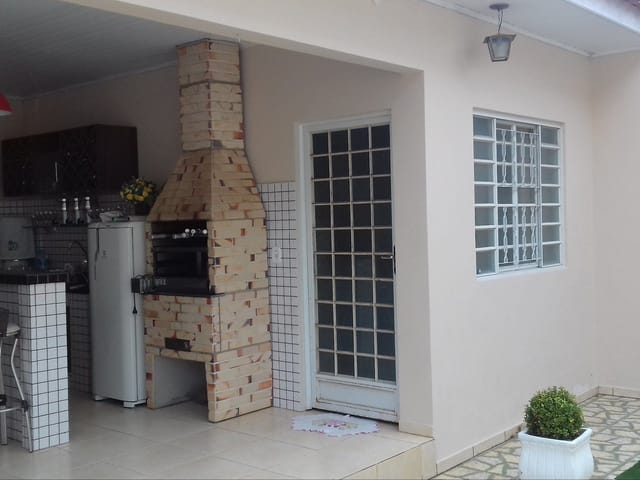 Casa com 360m² 4 quartos e 2 banheiros, à venda, no bairro Jardim Matarazzo em Jaguariaíva