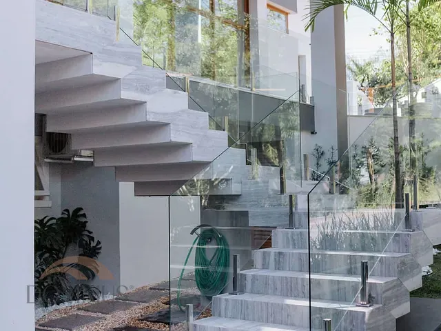 Casa 3 quartos e 5 banheiros, à venda, no bairro Das Águas em Ipatinga