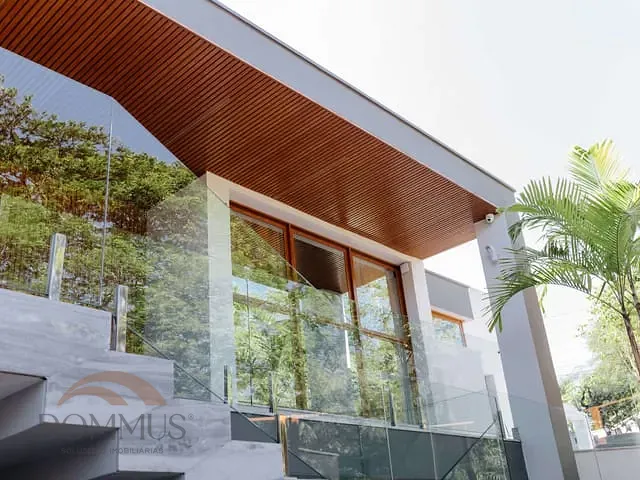 Casa 3 quartos e 5 banheiros, à venda, no bairro Das Águas em Ipatinga