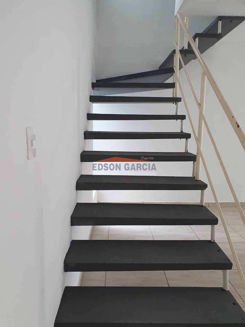 Casa à venda com 3 quartos, 120m² - Foto 8