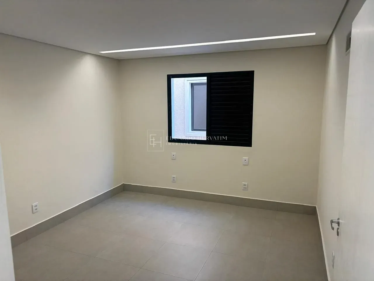 Casa, 1 quarto, 380 m² - Foto 10