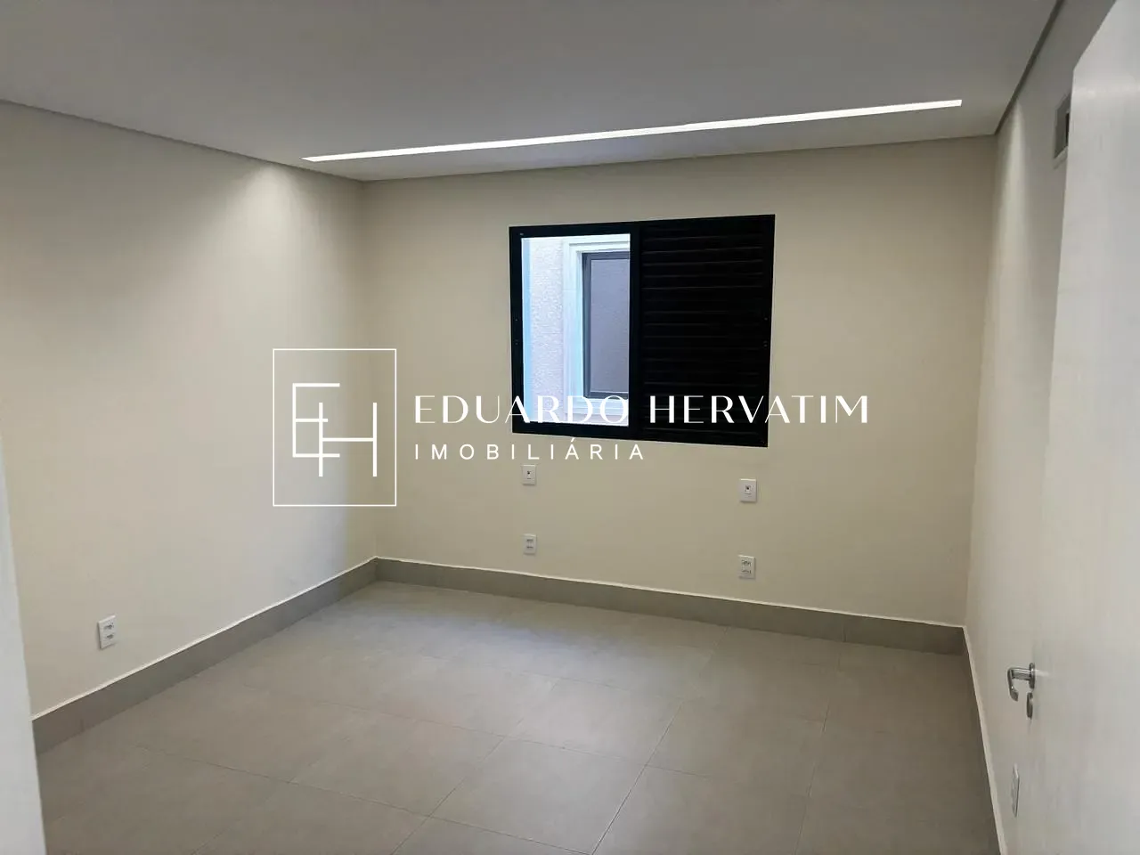 Casa, 1 quarto, 380 m² - Foto 10