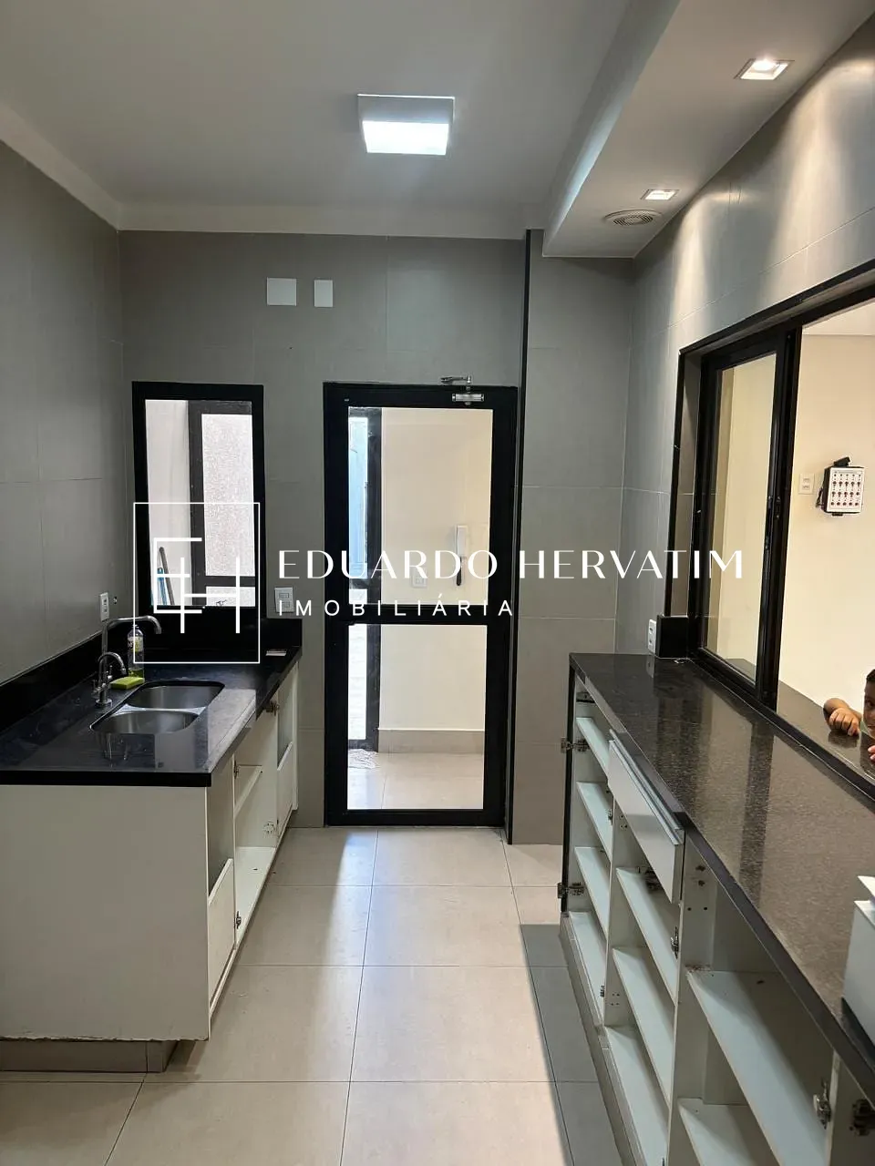 Casa, 1 quarto, 380 m² - Foto 13