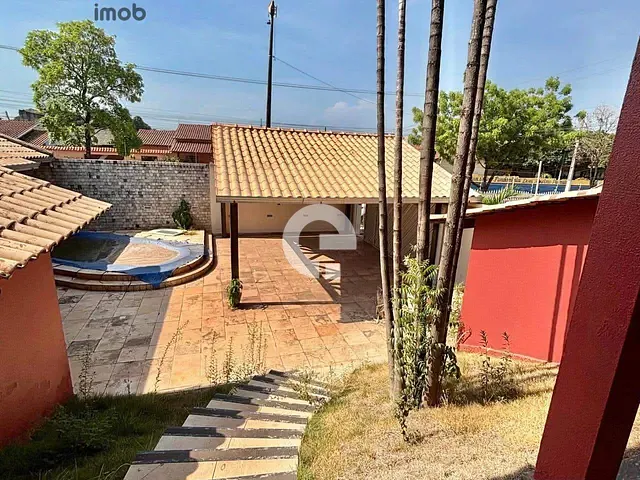 Casa 3 quartos e 4 banheiros, à venda, no bairro Diamantino em Santarém
