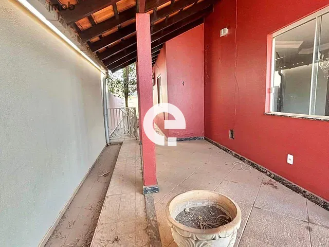 Casa 3 quartos e 4 banheiros, à venda, no bairro Diamantino em Santarém