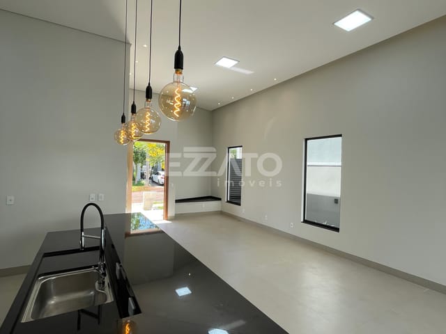 Casa com 300m² 3 quartos e 3 banheiros, à venda, no bairro Porto Madero em Dourados