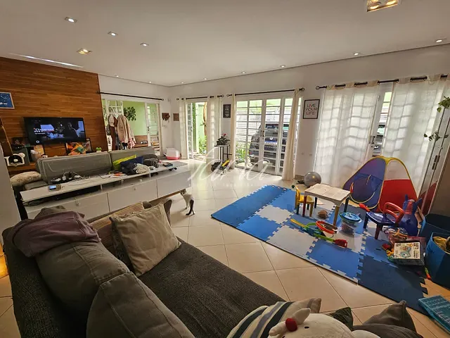 Casa 3 quartos e 5 banheiros, à venda, no bairro Vila Bertioga em São Paulo