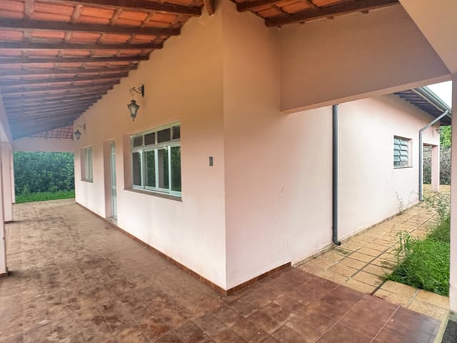 Casa com 1200m² 3 quartos e 2 banheiros, à venda, no bairro Parque Residencial Colina das Estrelas em Tatuí