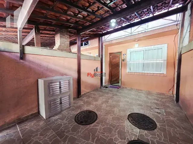 Casa 2 quartos e 2 banheiros, à venda, no bairro Chacrinha em Nova Iguaçu
