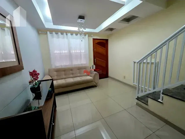 Casa 2 quartos e 2 banheiros, à venda, no bairro Chacrinha em Nova Iguaçu