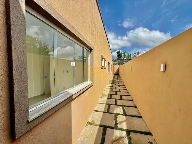 Casa com 224m² 3 quartos e 4 banheiros, à venda, no bairro Águas Negras em Belém